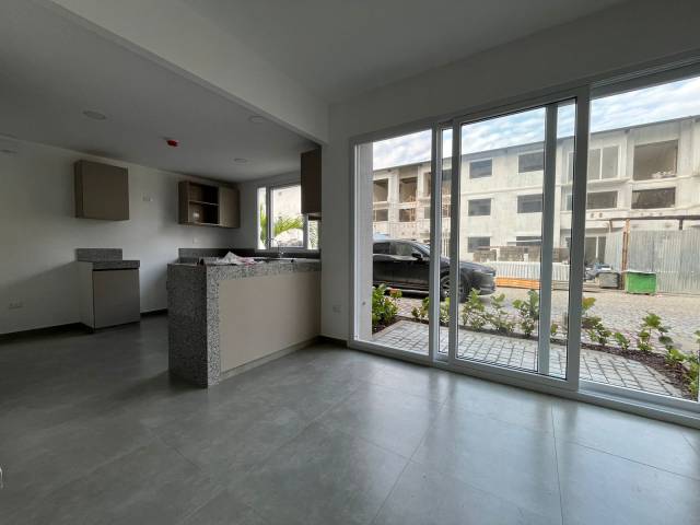 #1277 - Departamentos para Venta en Samborondon - G