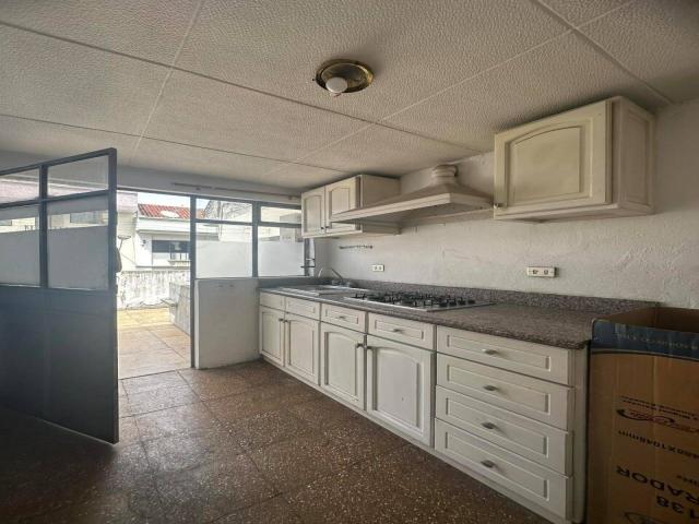 Casas para Venta en Cuenca - 4