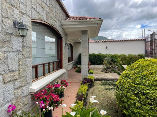 Casas para Venta en Cuenca - 4
