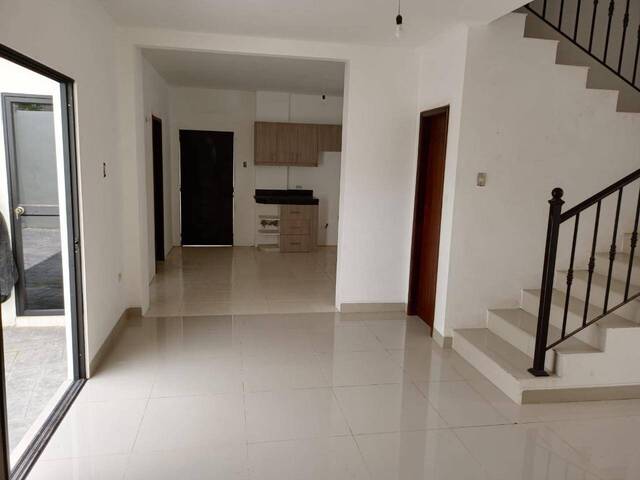 Casas para Venta en Daule - 4