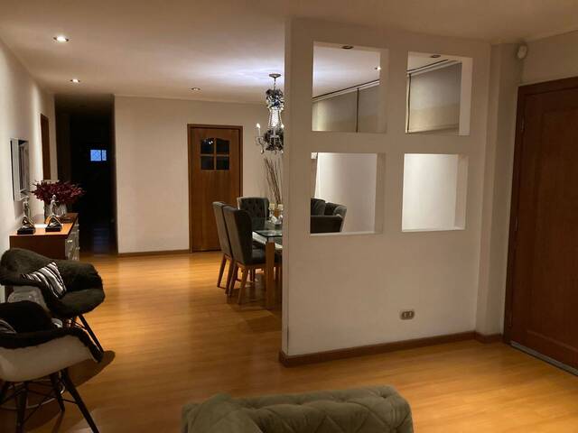 Venta en Urdesa Central - Guayaquil