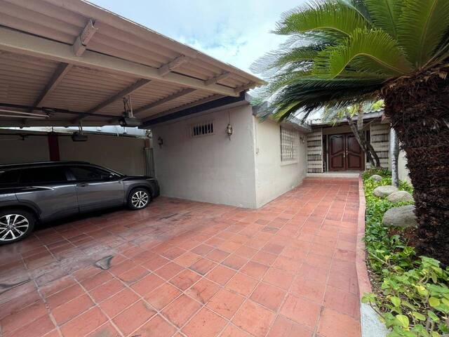 #1204 - Casas para Venta en Guayaquil - G - 2