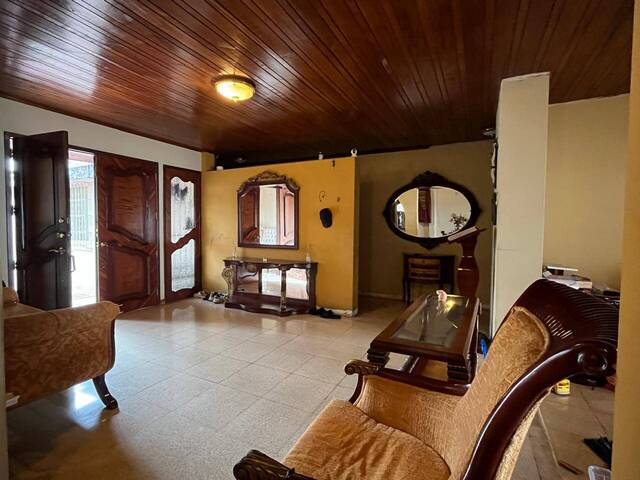 #1204 - Casas para Venta en Guayaquil - G - 3