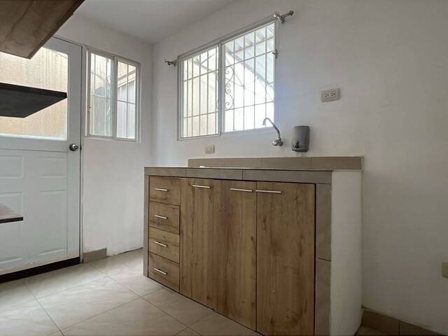 #1202 - Casas para Venta en Daule - G - 3