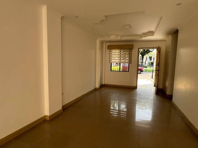 #1232 - Casas para Venta en Guayaquil - G - 3