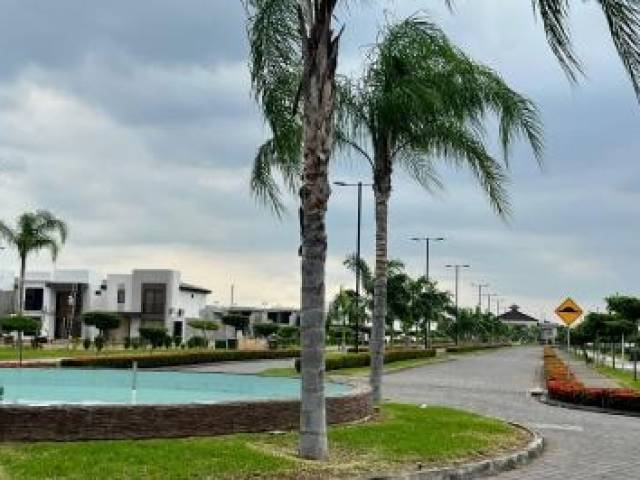 #1266 - Casas para Venta en Samborondon - G - 2