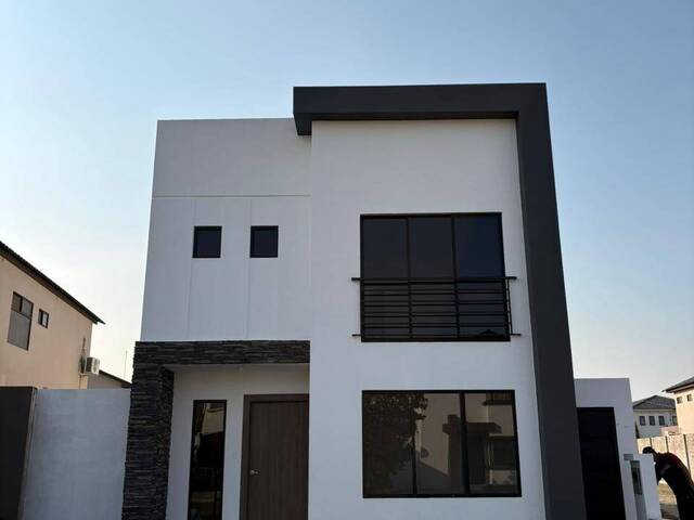 #1265 - Casas para Venta en Samborondon - G