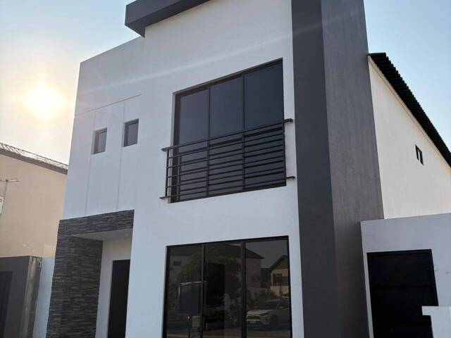 #1265 - Casas para Venta en Samborondon - G