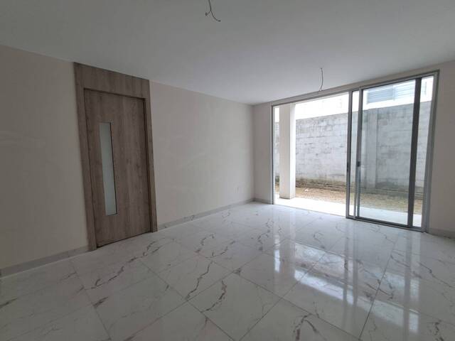 Casas para Venta en Daule - 4
